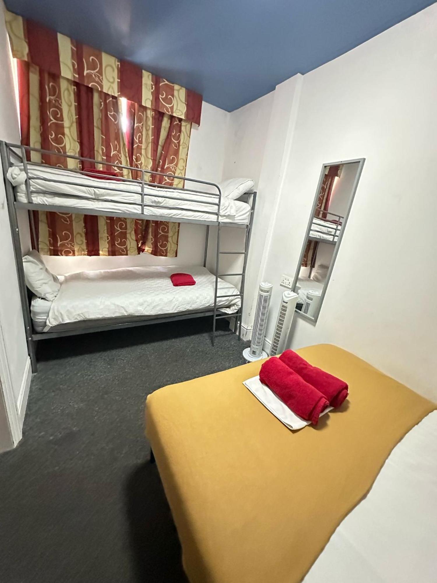 Backpackers Blackpool Hotel & Suites Exterior foto